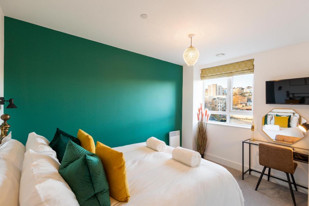 City Centre - Free Parking - Stylish 2 Bedroom Apartment Bristol Exterior foto