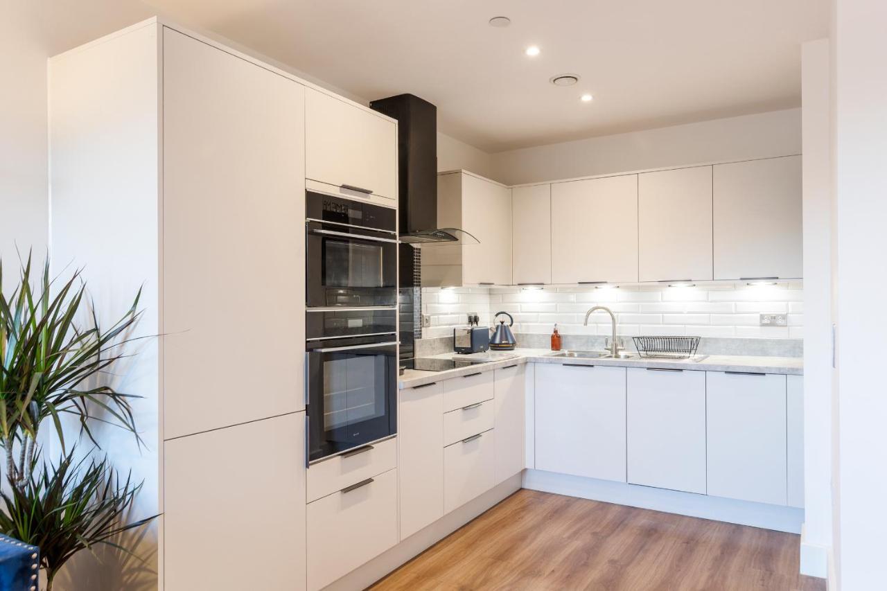 City Centre - Free Parking - Stylish 2 Bedroom Apartment Bristol Exterior foto